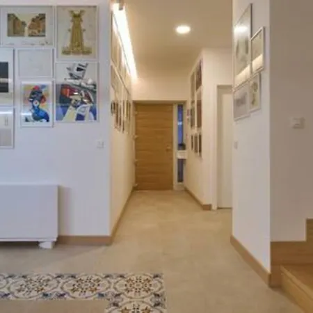 Casa Familija *