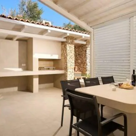 Casa Familija *