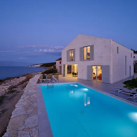 Villa Casa Familija *