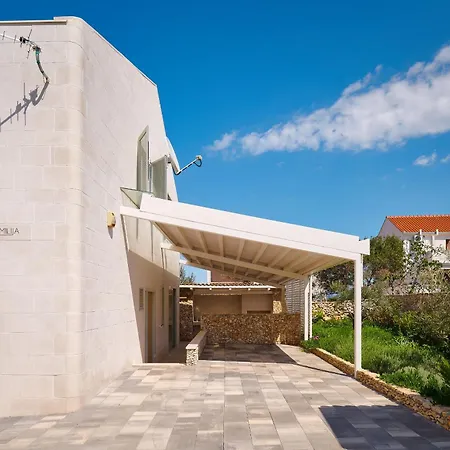 Casa Familija
